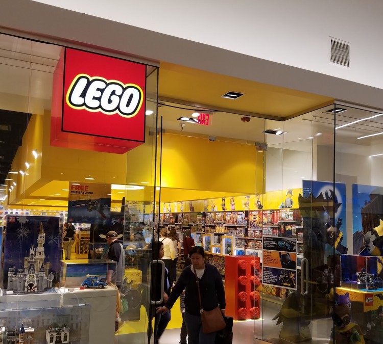 the-lego-store-concord-mills-photo